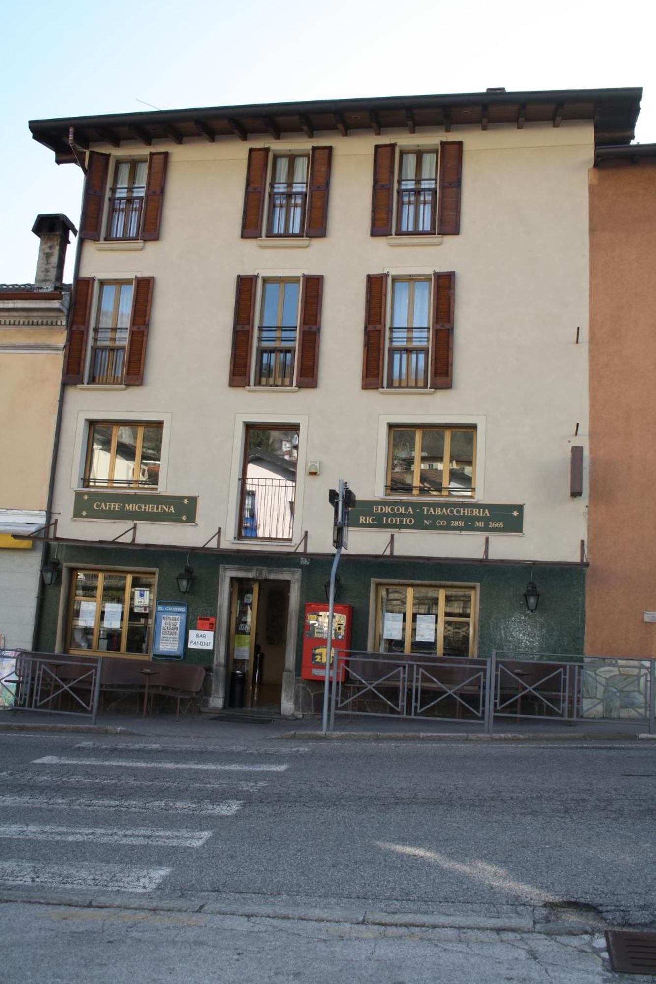 B&B Michelina Castiglione dʼIntelvi Екстериор снимка